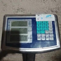 ترازو دیجیتال ۱۴۰ و کارت خوان