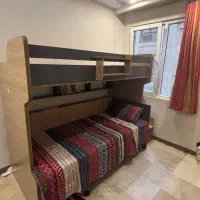تخت دو طبقه در حد نو و بسیار با کیفیت