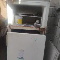 یخچال فیلور دو در موتور سالم فقط درهاش جدا شده