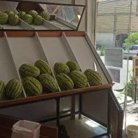 منبری میوه فروشی با اینه