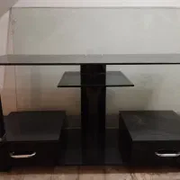 میز تلویزیون شیشه‌ای