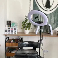 اجاره تخت برای اکستنشن مژه و ناخن