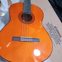 گیتار یاماها c70