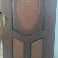 درب ورودی اپارتمان