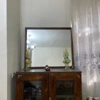 کنسول و آینه