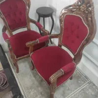 دوعددمبل میزبان فرحی ومیزتلویزیون