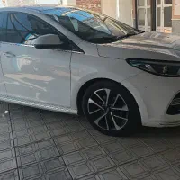 آریزو ۶ اکسلنت