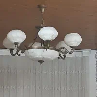 دو جفت لوستر ۶شاخه و یک عدد لوستر آشپزخانه ایی