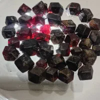 گارنت دانه اناری