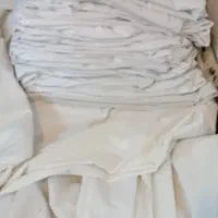 ملافه تترون دوخته شوده تمیز در حد نو