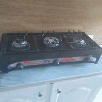 اجاق گاز سه شعله در حد نو با جعبه بدون کابینت