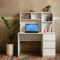 میز تحریر ترنم