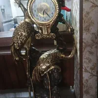 ساعت ایستاده