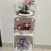 استند گل با گلدان ها