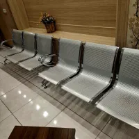 فروش تعدادی صندلی در حد نو
