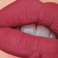 رژلب مایع مخملی بدون سرب