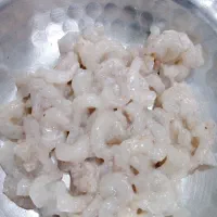 میگو پاک میکنیم