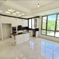 200-متر-تاپ-لوکیشن-نیاوران
