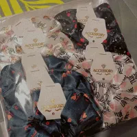 کش موی ساتن جنس خارجی تعداد ۱۲ عددی فقط ۳۵۰