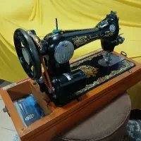 چرخ خیاطی قدیمی