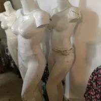 مانکن زنانه ایستاده