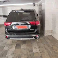 میتسو بیشی اوتلندر تیپ ۵