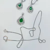 النگو نقره نیمست نقره طرح اشک زمرد سبز