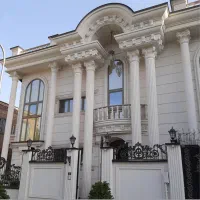 ویلایی۳۰۰متری۴خواب فول بازسازی۲پارکینگ