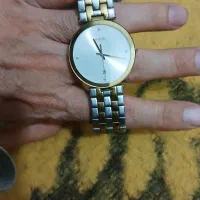 یک عدد ساعت سویسی رادو اصل فروشی