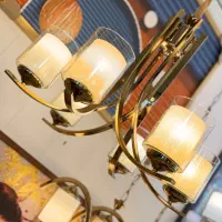 به یک مونتاژ کار لوستر نیازمندیم