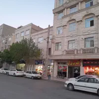 ۲۸ متر مغازه تجاری در پردیس ۱  اراک
