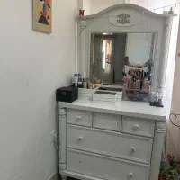 میز ارایش سفید درحد نو
