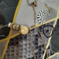ساعت نیم ست