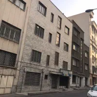 مستغلات کلنگی 300 متر جنوبی بر 12 و 5 طبقه بنا