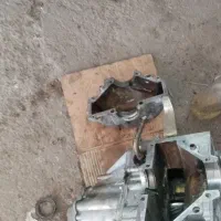 مکانیک تعمیرگاه اتومبیل پورقیصر