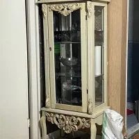 ویترین چوب راش بسیار سالم