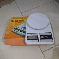 ترازوی آشپزخانه 10 کیلویی sf 400