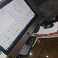ب ۱ نفر صندوق دار خانم پاره وقت نیازمندیم