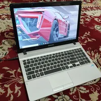 لپتاپ سامسونگ رام 10 تمیز و سالم