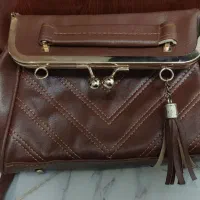 کیف جنس خوب رنگ شکلاتی