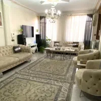 هم خانه خانم