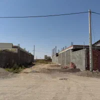 زمین درب به حیاط شهرک گلها نجف شهر