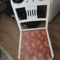 ۴ عدد صندلی چوبی سالم