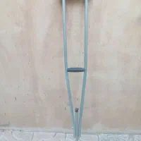 اصا زیر بغل