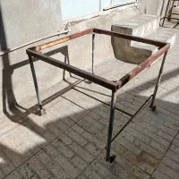 چهاپایه نو چرخ دار