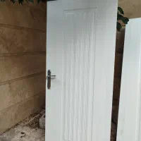 چهار عدد درب چوبی همراه با قفل