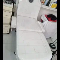 تخت سه شکن مژه فشیال تتو