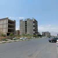 زمین-380-متری-دوکله-با-رضایت-نبش-خیابان-امیرکبیر