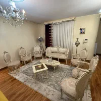 سرویس مبلمان ۹ نفره بهمراه میز ناهار خوری ۸ نفره
