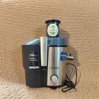 فروش آبمیوه گیری بوش ۷۰۰ وات  ،